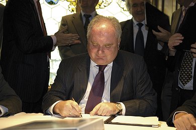 Signing the contract between Nord Stream AG and Saipem S.p.A., Zug (Switzerland), 24 June 2008