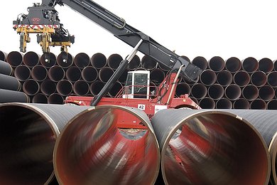 Storage of pipe joints at Mukran, Germany