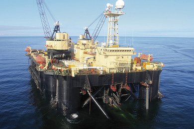 Castoro Sei: Offshore Pipelaying