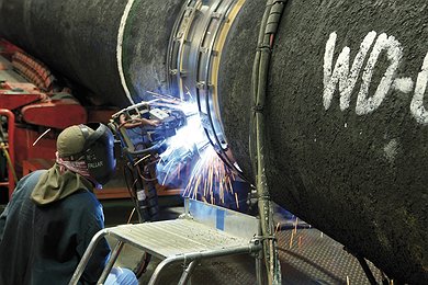 Castoro Sei: Welding and Sealing of Pipes