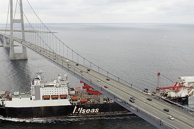 Solitaire Passes Under Great Belt Bridge